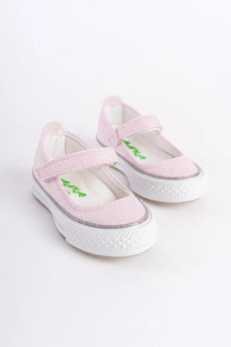 کفش بچه گانه مارک