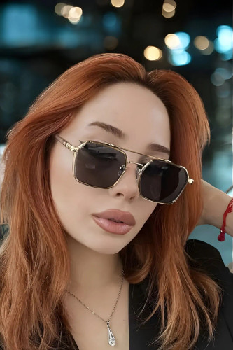 عینک آفتابی یونیسکس مشکی شیب دار نقره ای Eyesofia Swanky