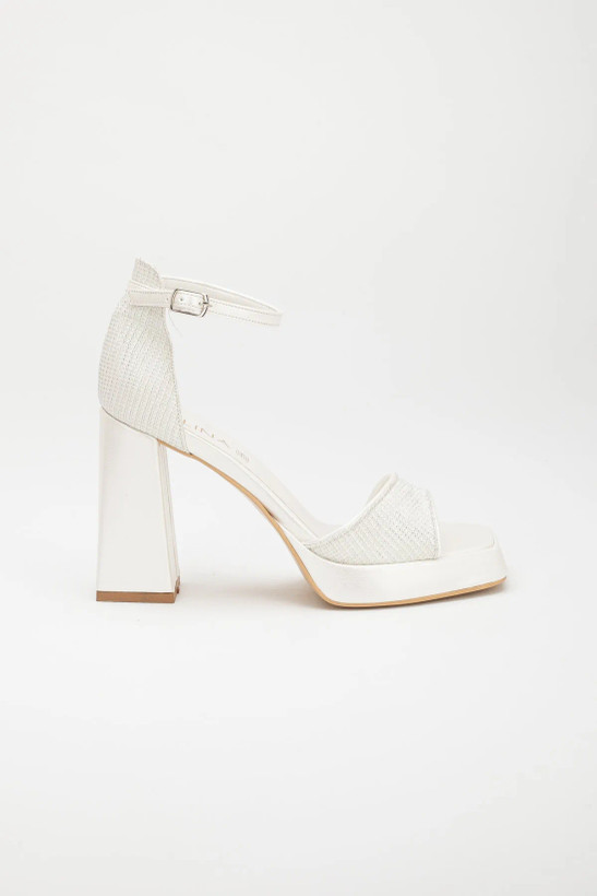 کفش زنانه پاشنه بلند