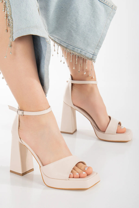 کفش زنانه پاشنه بلند با پلتفرم زاویه دار LİLLA