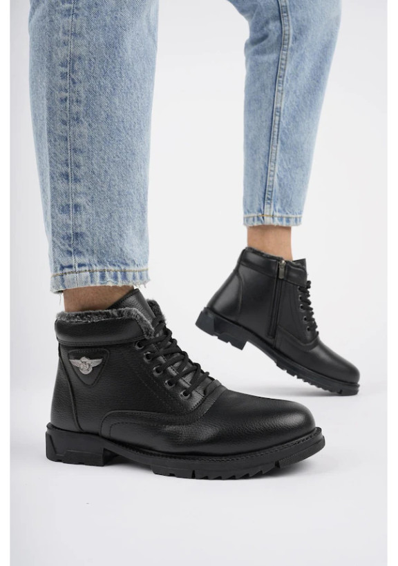 چکمههای زمستانی مردانه