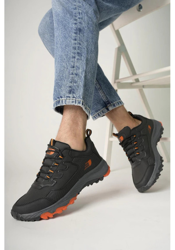 کفشهای کوهنوردی ضد آب