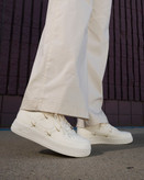 کتونی روزمره زنانه Nike Air Force 1 ’07 LX برند Nike (نایک)