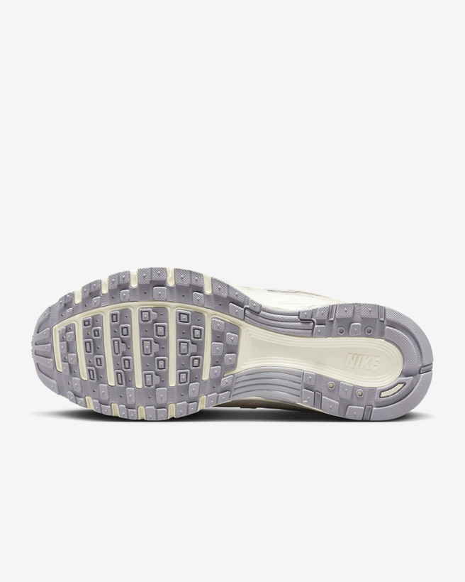کتونی روزمره زنانه Nike P-6000 Premium برند Nike (نایک)