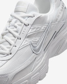 کتونی روزمره زنانه Nike Initiator برند Nike (نایک)