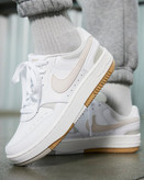 کتونی روزمره زنانه Nike Gamma Force برند Nike (نایک)