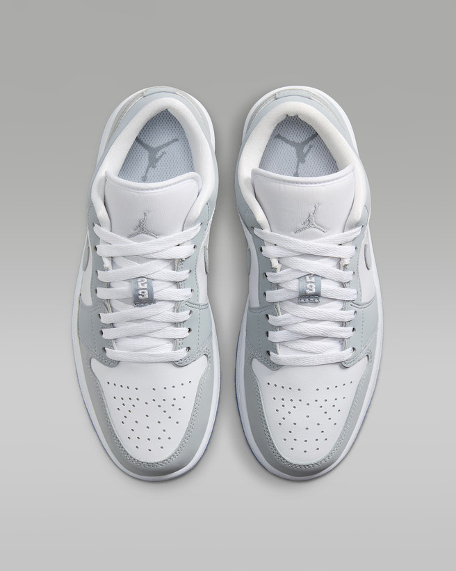 کتونی روزمره زنانه Air Jordan 1 Low برند Nike (نایک)
