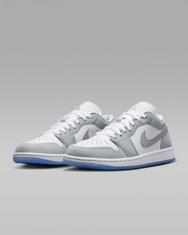 کتونی روزمره زنانه Air Jordan 1 Low برند Nike (نایک)
