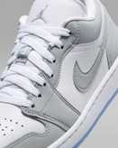 کتونی روزمره زنانه Air Jordan 1 Low برند Nike (نایک)