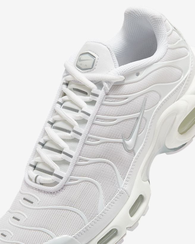 کتونی روزمره زنانه Nike Air Max Plus برند Nike (نایک)
