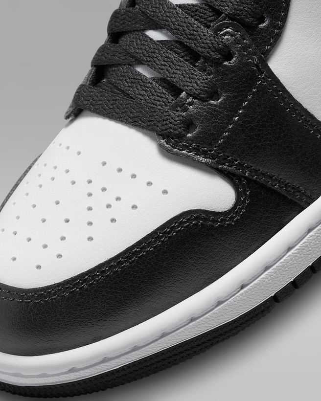 کتونی روزمره زنانه Air Jordan 1 Mid برند Nike (نایک)