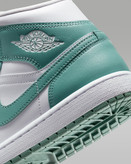 کتونی روزمره زنانه Air Jordan 1 Mid برند Nike (نایک)