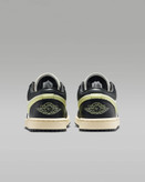 کتونی روزمره زنانه Air Jordan 1 Low SE برند Nike (نایک)