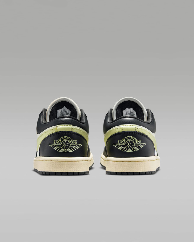 کتونی روزمره زنانه Air Jordan 1 Low SE برند Nike (نایک)