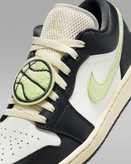 کتونی روزمره زنانه Air Jordan 1 Low SE برند Nike (نایک)