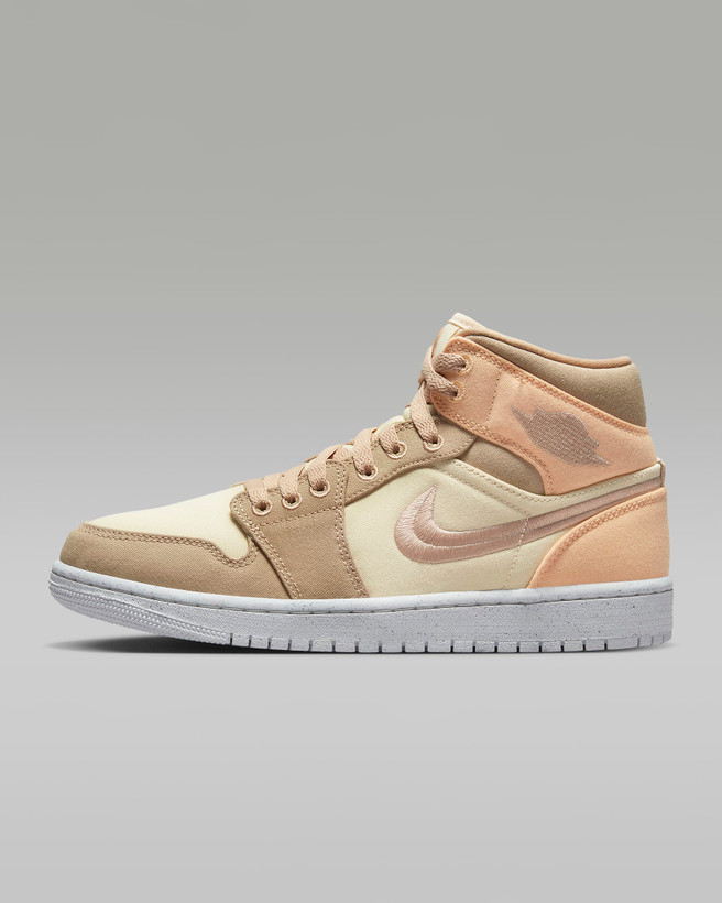 کتونی روزمره زنانه Air Jordan 1 Mid SE برند Nike (نایک)
