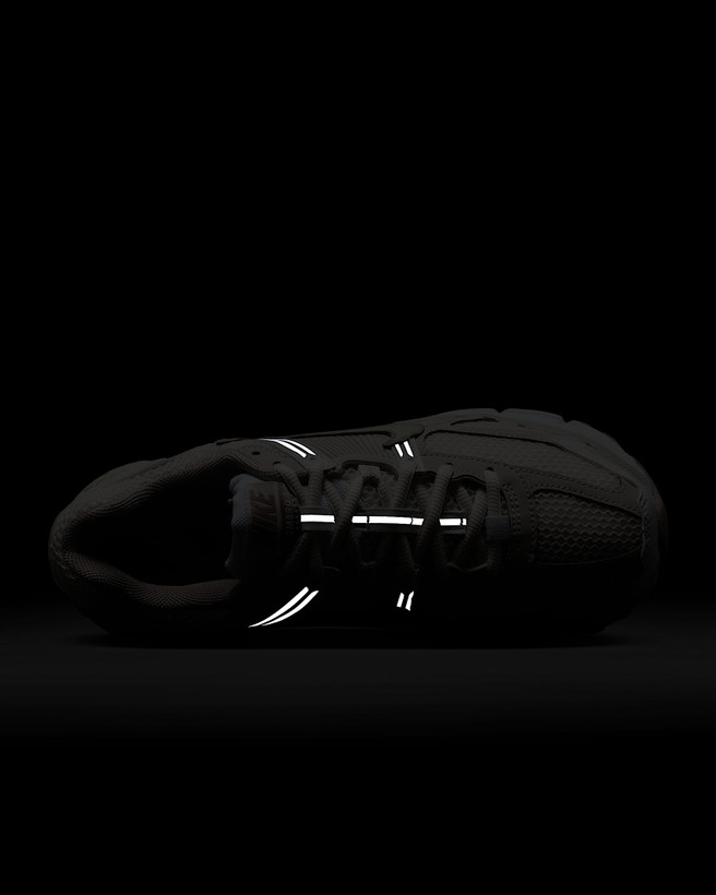 کتونی روزمره زنانه Nike Zoom Vomero 5 برند Nike (نایک)