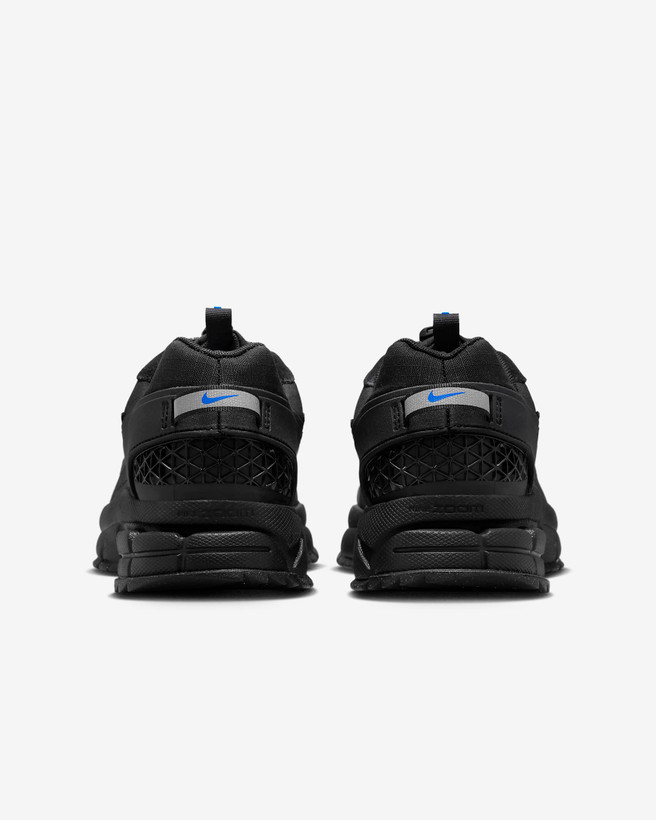 کتونی روزمره زنانه Nike Zoom Vomero Roam برند Nike (نایک)