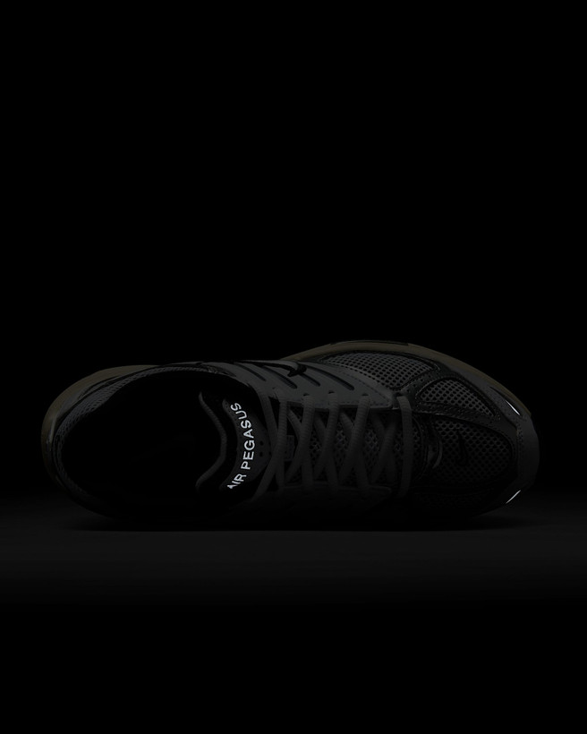 کتونی روزمره زنانه Nike Air Pegasus 2005 برند Nike (نایک)
