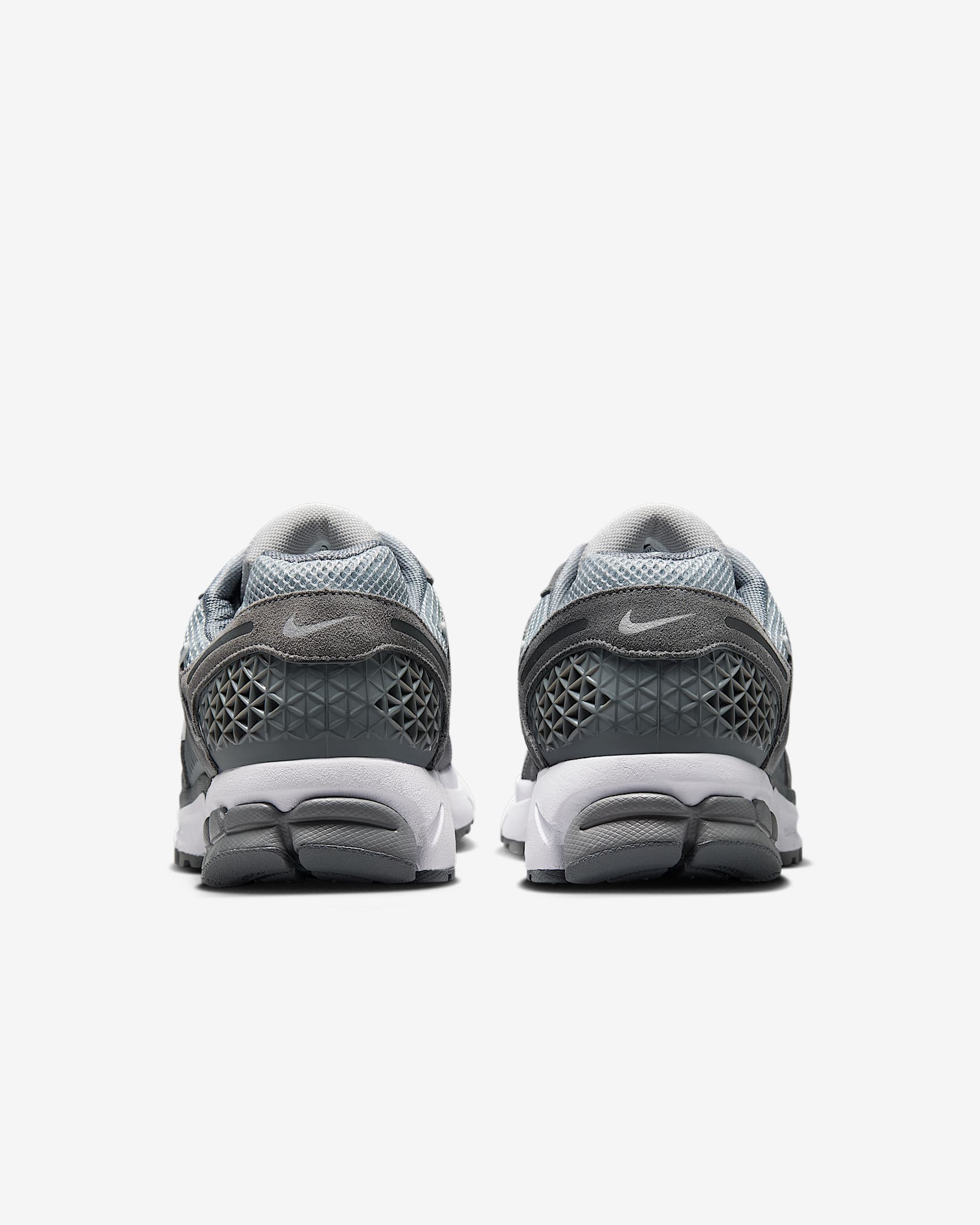 کتونی روزمره زنانه Nike Zoom Vomero 5 برند Nike (نایک)