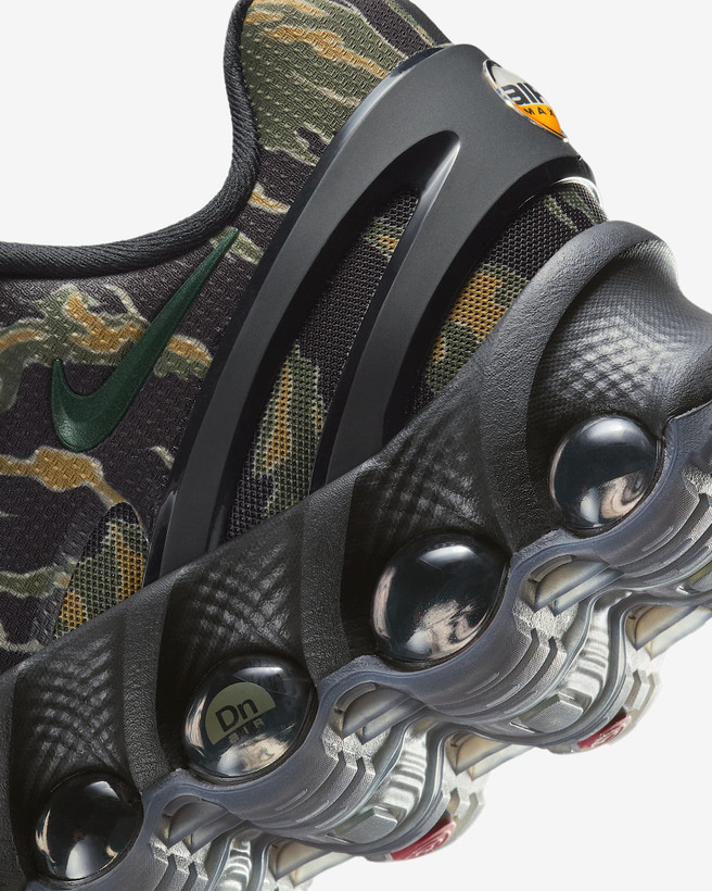 کتونی روزمره زنانه Nike Air Max Dn8 Premium برند Nike (نایک)