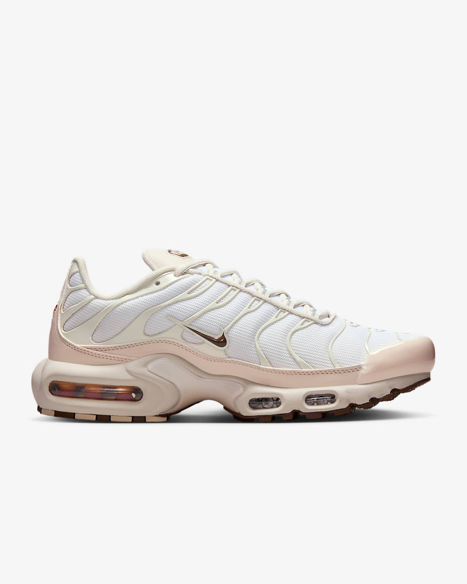 کتونی روزمره زنانه Nike Air Max Plus SE برند Nike (نایک)
