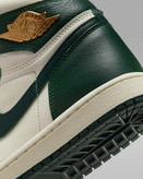 کتونی روزمره زنانه Air Jordan 1 Retro High OG برند Nike (نایک)