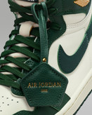 کتونی روزمره زنانه Air Jordan 1 Retro High OG برند Nike (نایک)