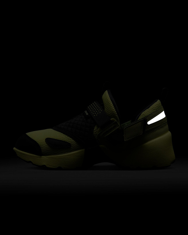 کتونی روزمره زنانه Jordan Trunner LX برند Nike (نایک)