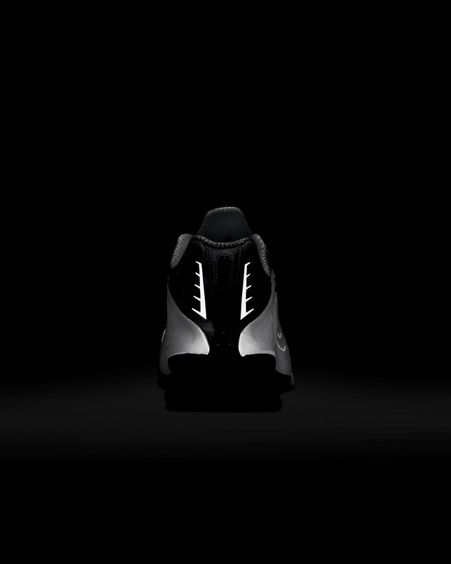 کتونی روزمره زنانه Nike Shox R4 برند Nike (نایک)