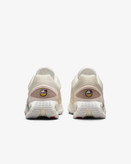 کتونی روزمره زنانه Nike Air Max Dn SE برند Nike (نایک)