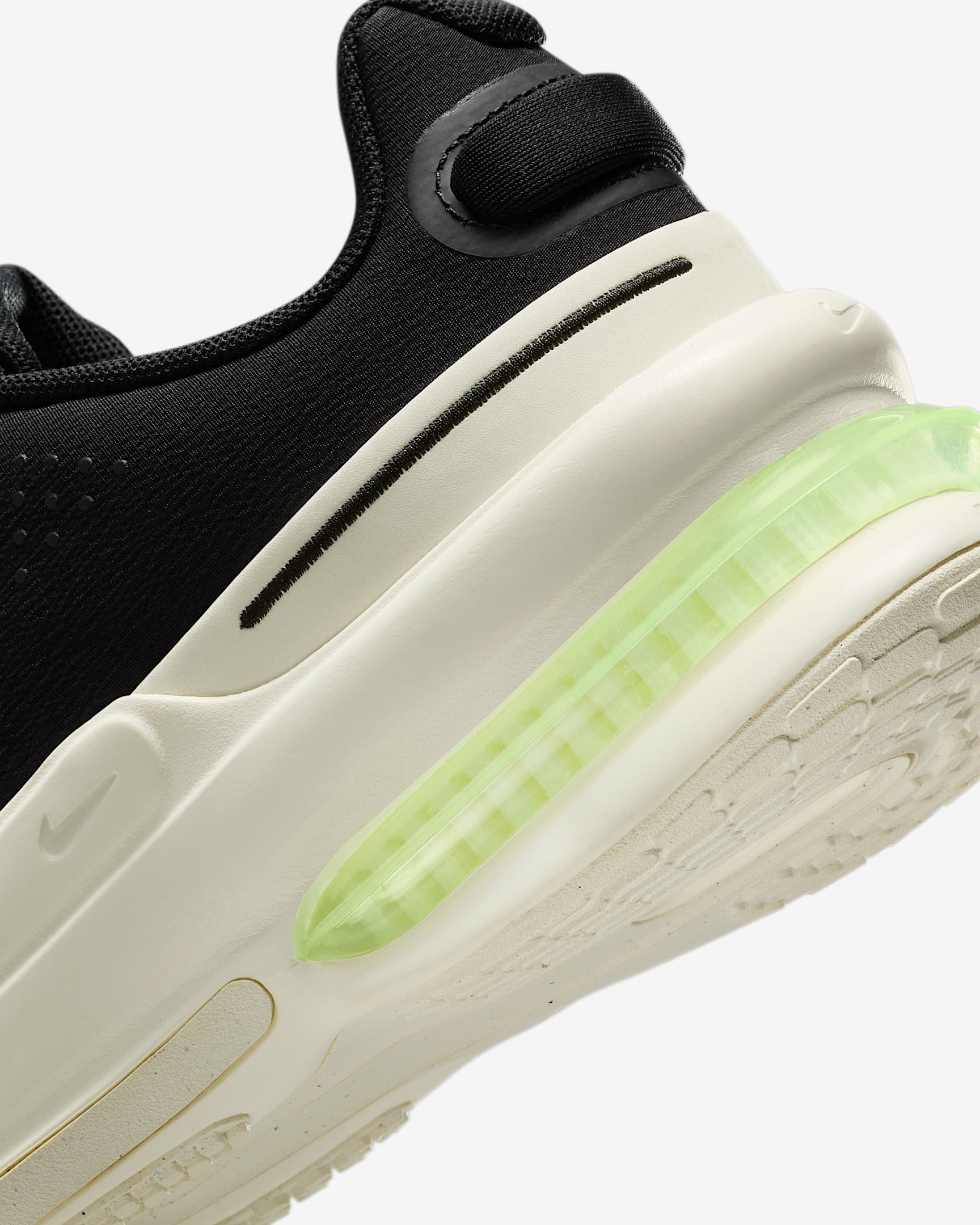 کتونی روزمره زنانه Nike Air Zoom Upturn SC برند Nike (نایک)