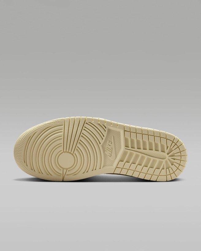 کتونی روزمره زنانه Air Jordan 1 Low SE برند Nike (نایک)