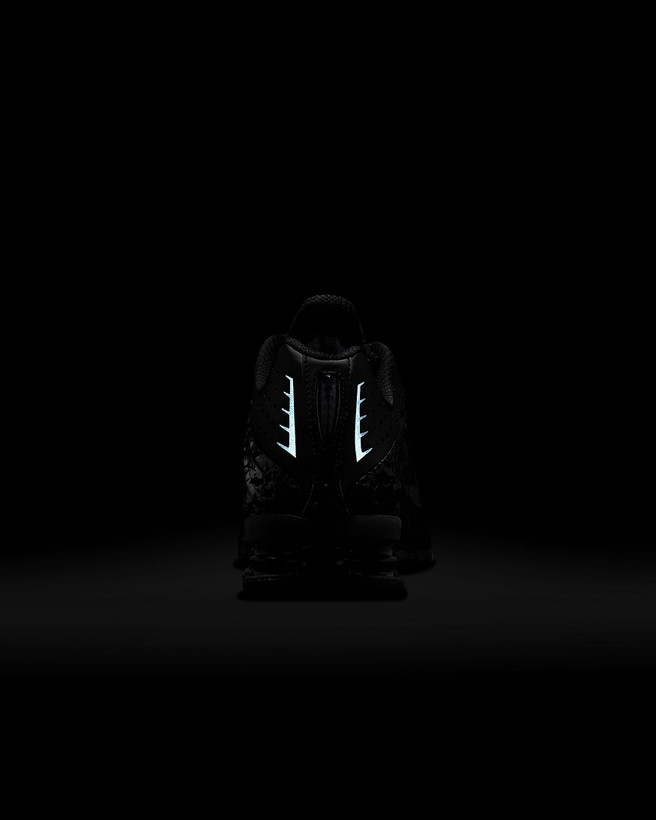کتونی روزمره زنانه Nike Shox R4 برند Nike (نایک)