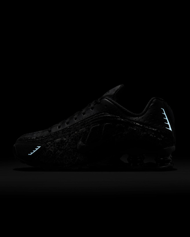 کتونی روزمره زنانه Nike Shox R4 برند Nike (نایک)