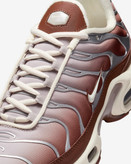کتونی روزمره زنانه Nike Air Max Plus برند Nike (نایک)