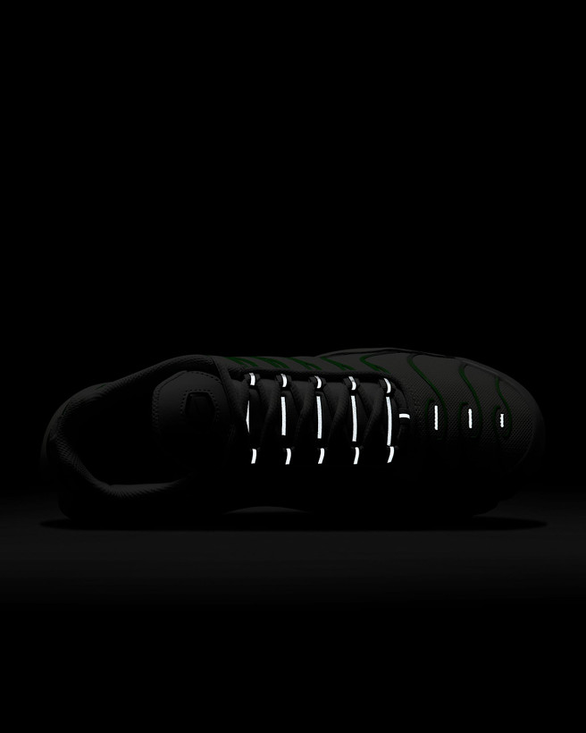کتونی روزمره زنانه Nike Air Max Plus برند Nike (نایک)