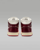 کتونی روزمره زنانه Air Jordan 1 Mid برند Nike (نایک)
