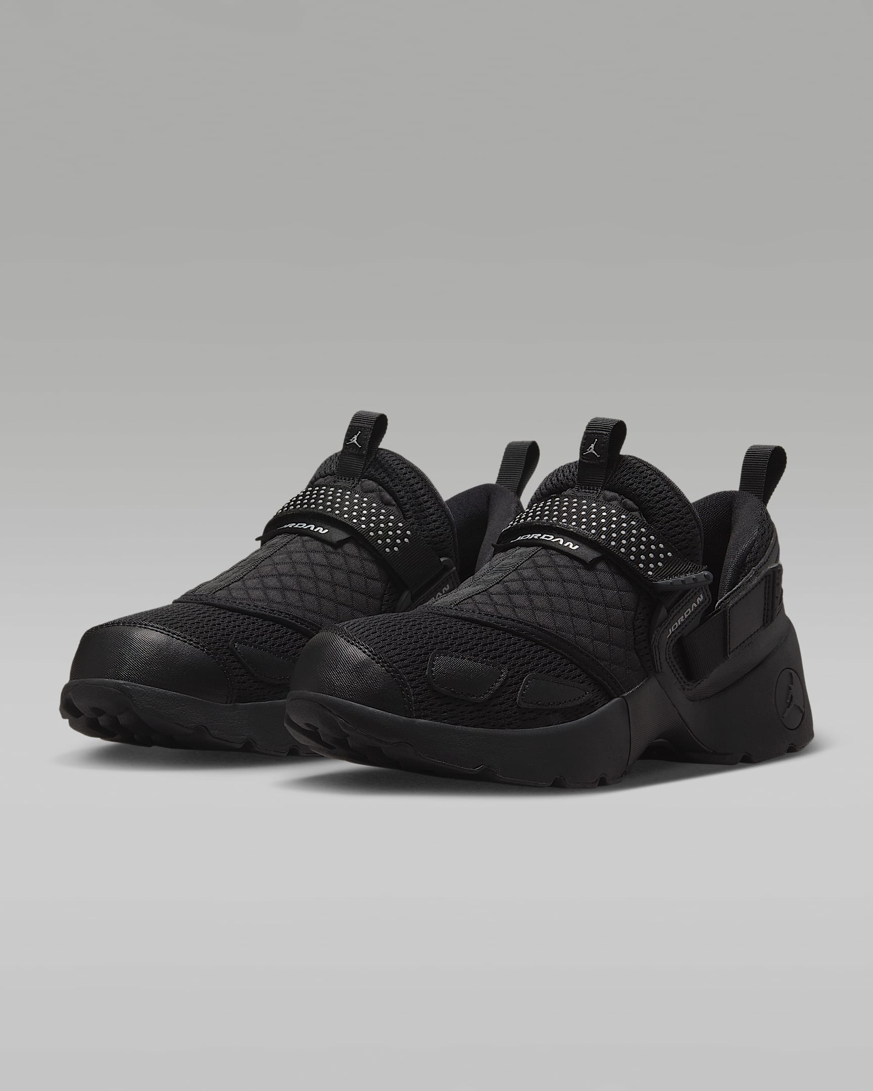 کتونی روزمره زنانه Jordan Trunner LX برند Nike (نایک)
