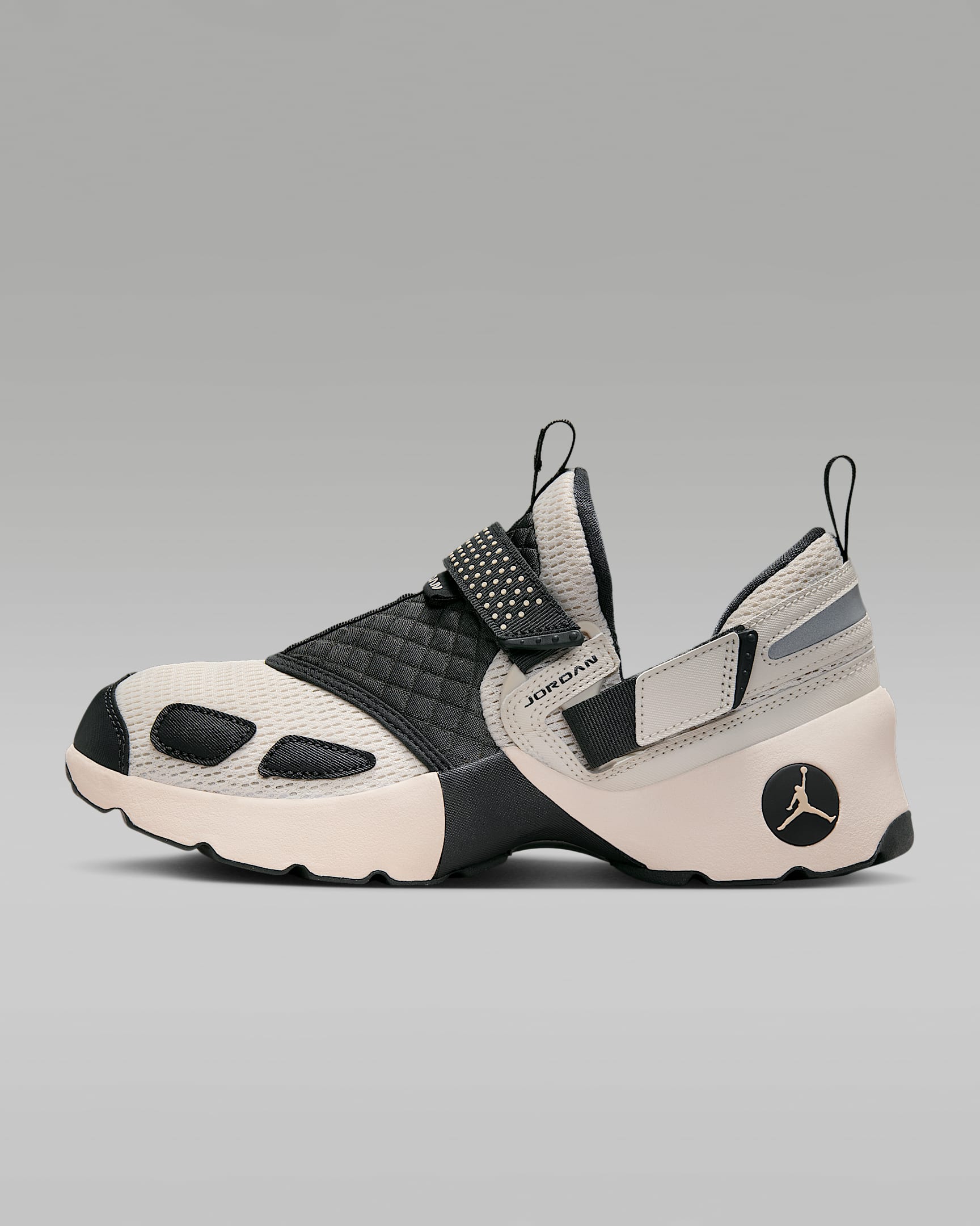 کتونی روزمره زنانه Jordan Trunner LX برند Nike (نایک)