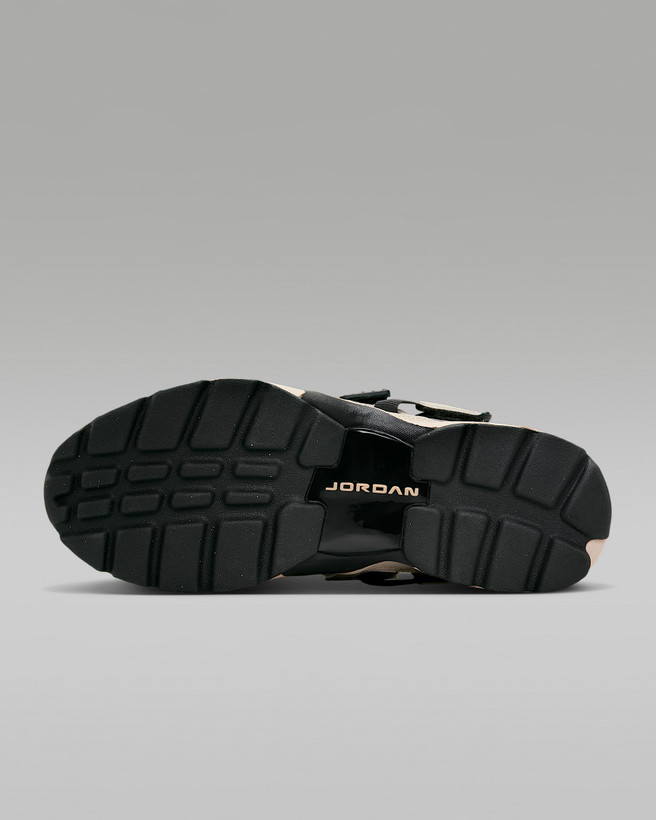 کتونی روزمره زنانه Jordan Trunner LX برند Nike (نایک)