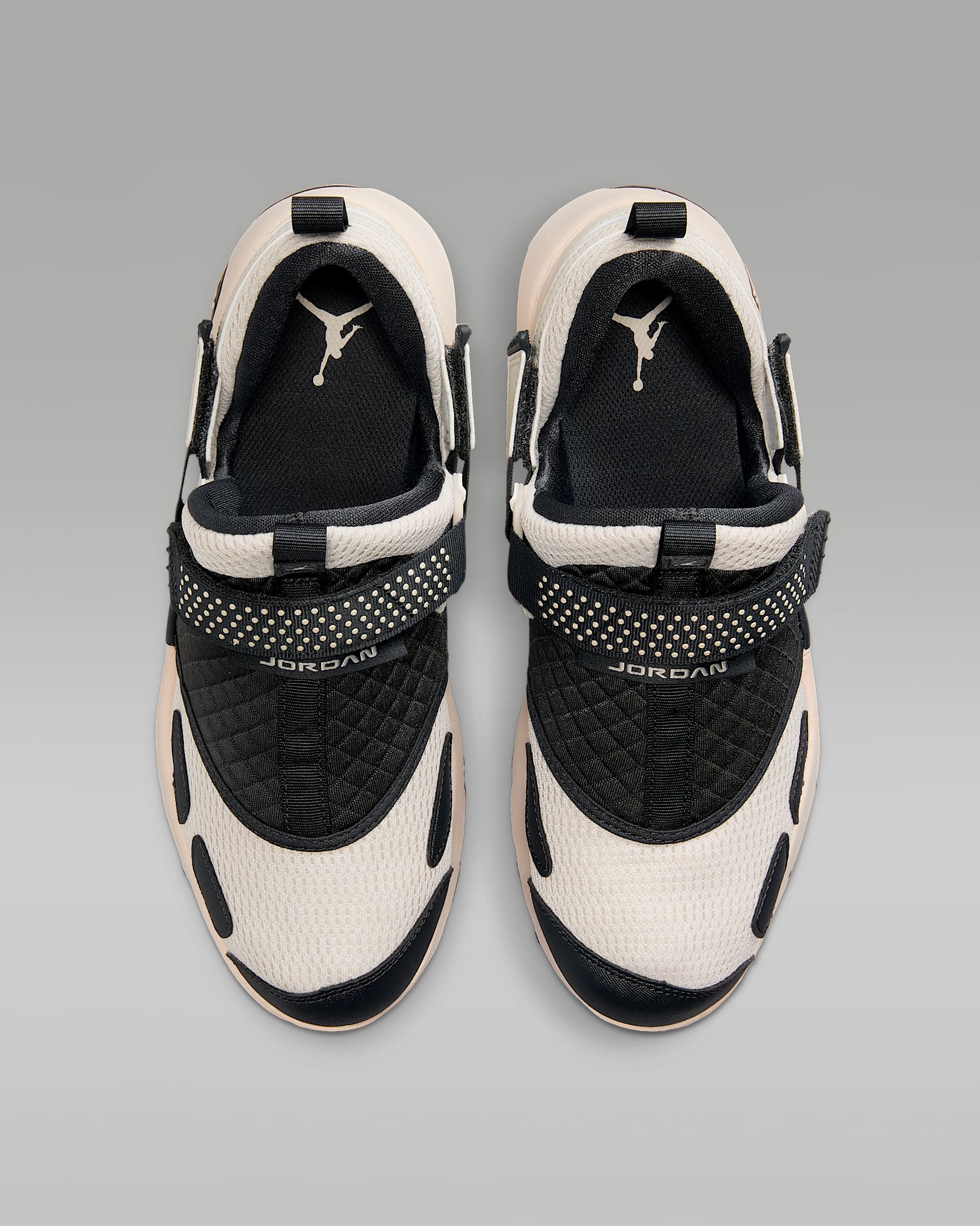 کتونی روزمره زنانه Jordan Trunner LX برند Nike (نایک)