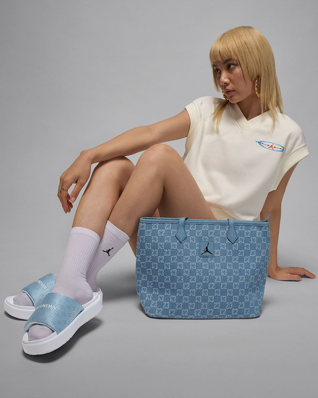 کتونی روزمره زنانه Jordan Sophia برند Nike (نایک)