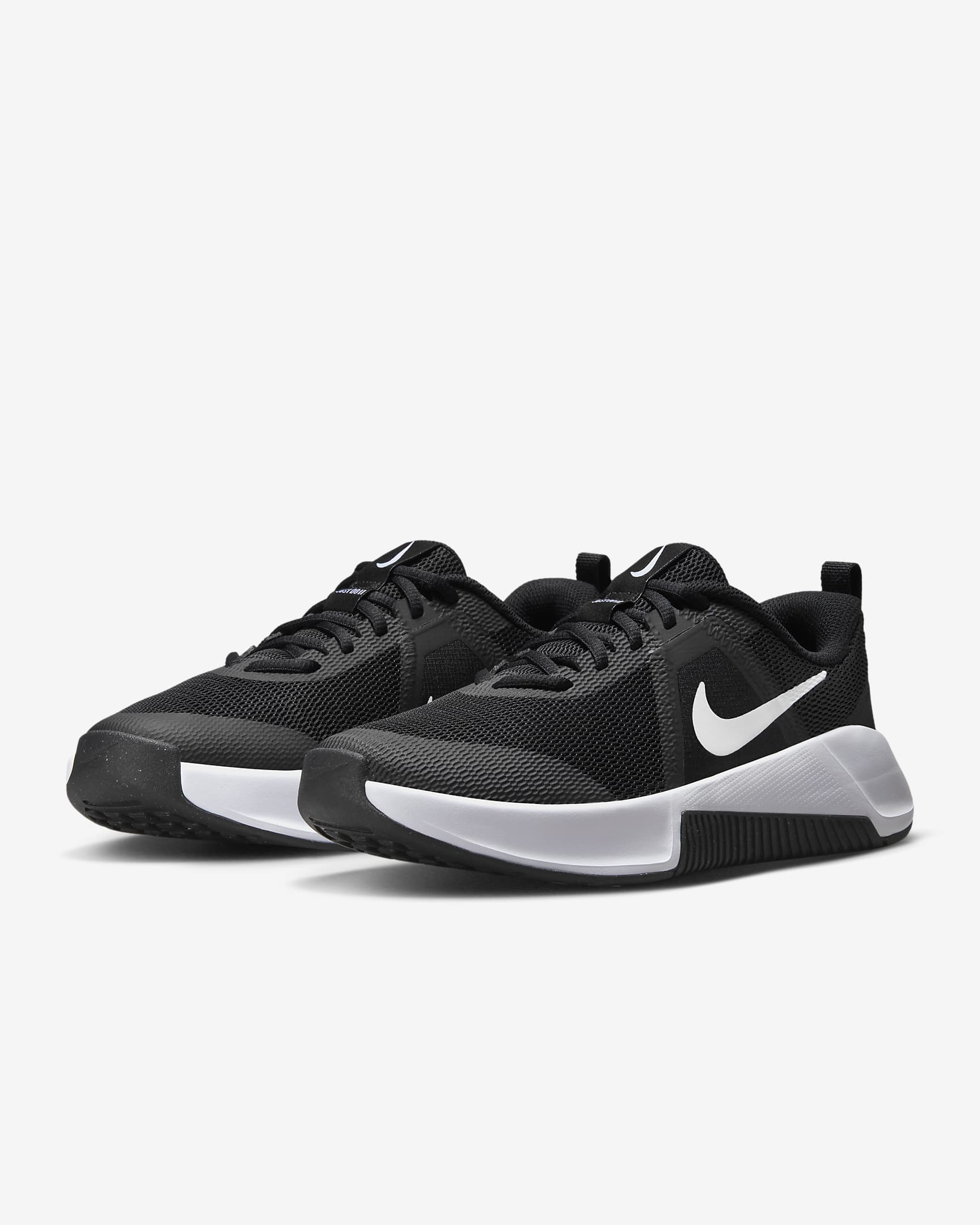 کفش ورزشی زنانه Nike MC Trainer 3 برند Nike (نایک)