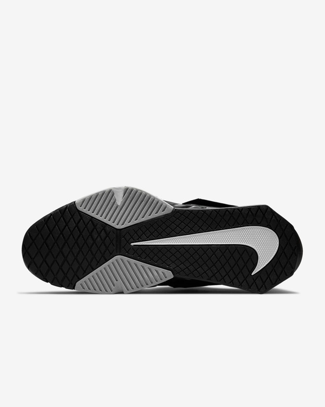 کفش ورزشی زنانه Nike Savaleos برند Nike (نایک)