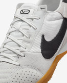 کفش ورزشی زنانه Nike Streetgato برند Nike (نایک)