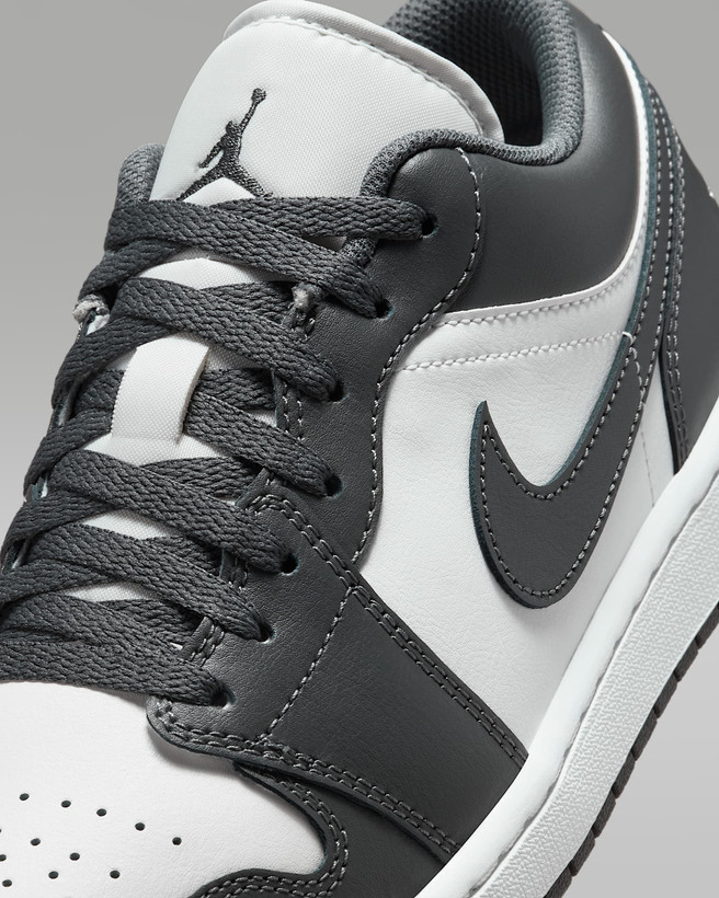 کتونی روزمره کفش مردانه Air Jordan 1 Low برند Nike (نایک)