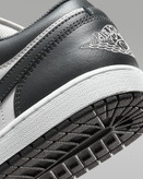 کتونی روزمره کفش مردانه Air Jordan 1 Low برند Nike (نایک)