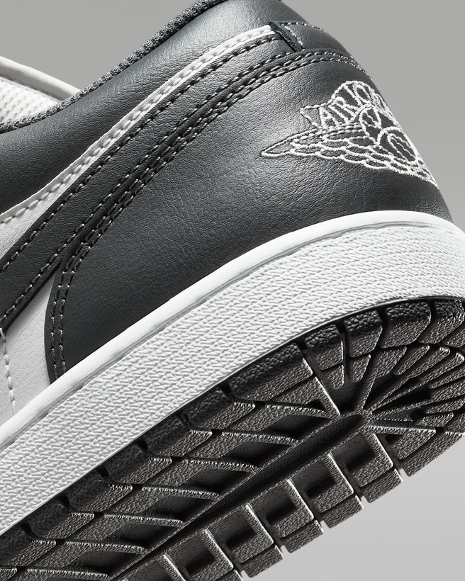 کتونی روزمره کفش مردانه Air Jordan 1 Low برند Nike (نایک)