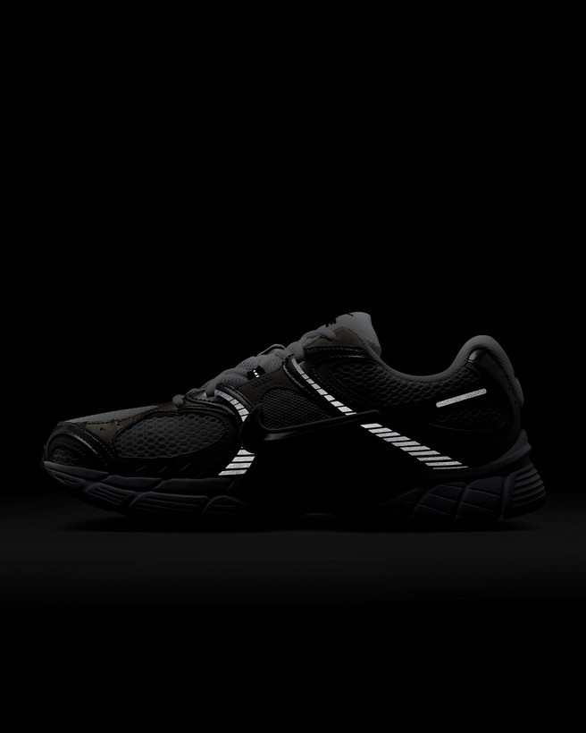 کتونی روزمره کفش مردانه Nike V5 RNR برند Nike (نایک)